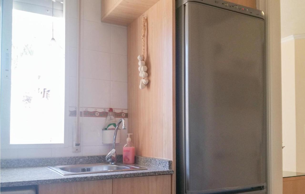Cozy Home In Orihuela Costa With Kitchen Dehesa de Campoamor  Ngoại thất bức ảnh