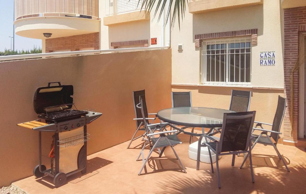 Cozy Home In Orihuela Costa With Kitchen Dehesa de Campoamor  Ngoại thất bức ảnh